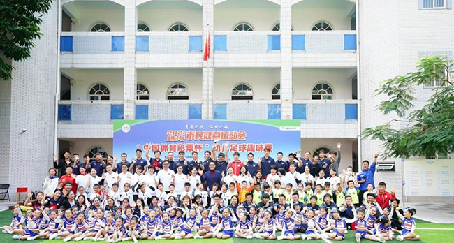 傲勝為珠海啟雅幼兒園打造的足球場，迎來重要時刻！