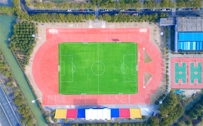 國(guó)際足聯(lián)（FIFA）認(rèn)證場(chǎng)地落戶蘇州健雄職業(yè)技術(shù)學(xué)院